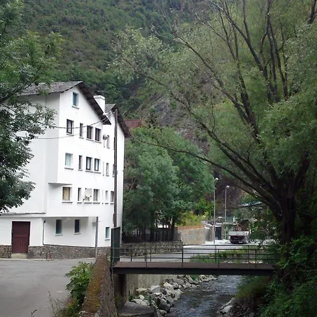 Hotel Peralba Aixovall